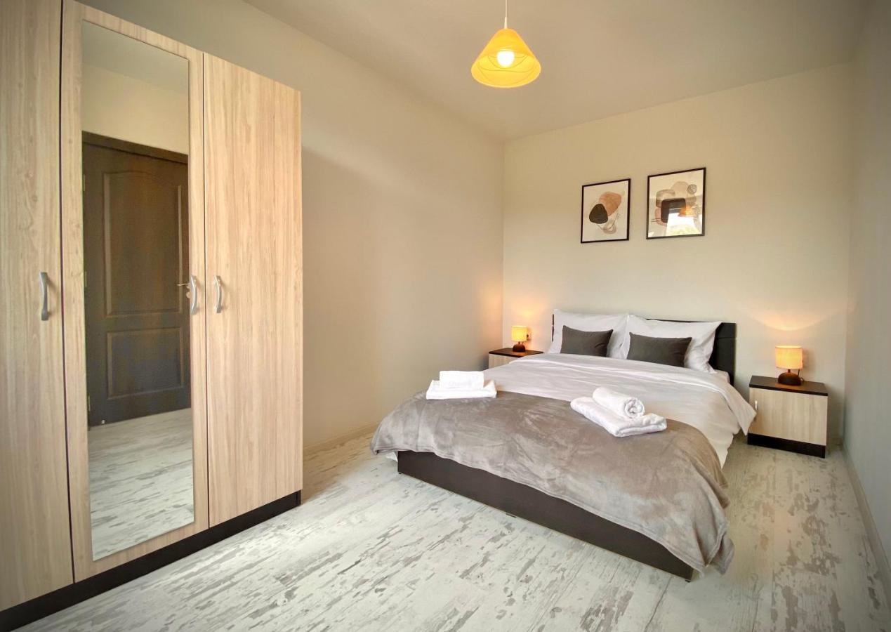 Cozy & Modern 1Br Apart For 4 Guests Next To Medical University & Free Parking Stara Sagora Exterior foto